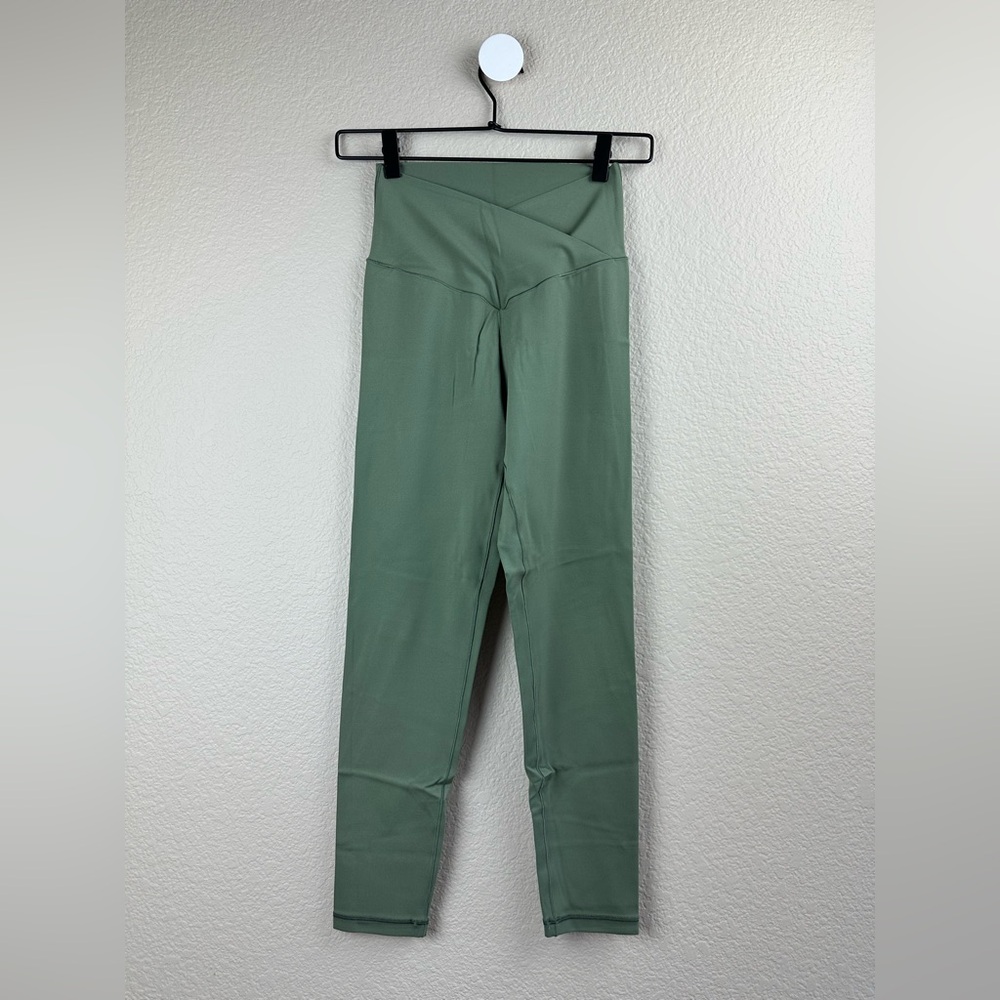 OFFLINE Real Me High Waisted Crossover Legging